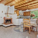 2 Bedroom Awesome In Ne Ne