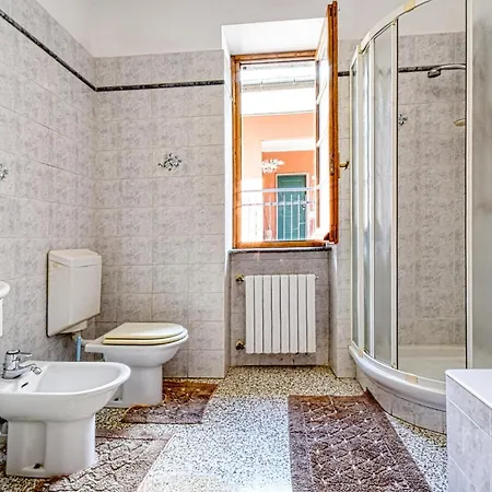2 Bedroom Lovely In Ne Dom wakacyjny Ne
