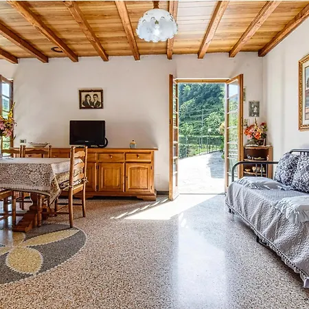 2 Bedroom Lovely Home In Ne Ferienhaus Ne